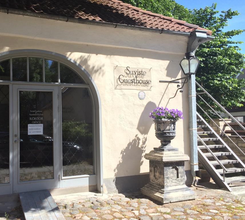 Suviste Guesthouse Kuressaare Exterior foto